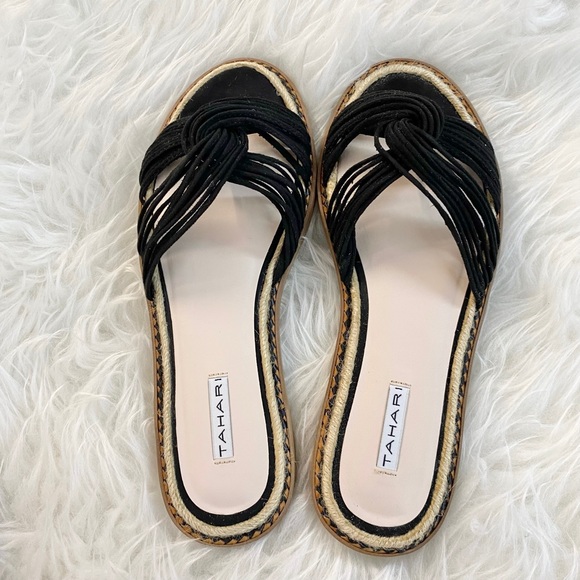 Tahari Women’s Size 10 Black “Cailyn” Slide Sandals Espadrille Strappy Flat - Picture 2 of 5